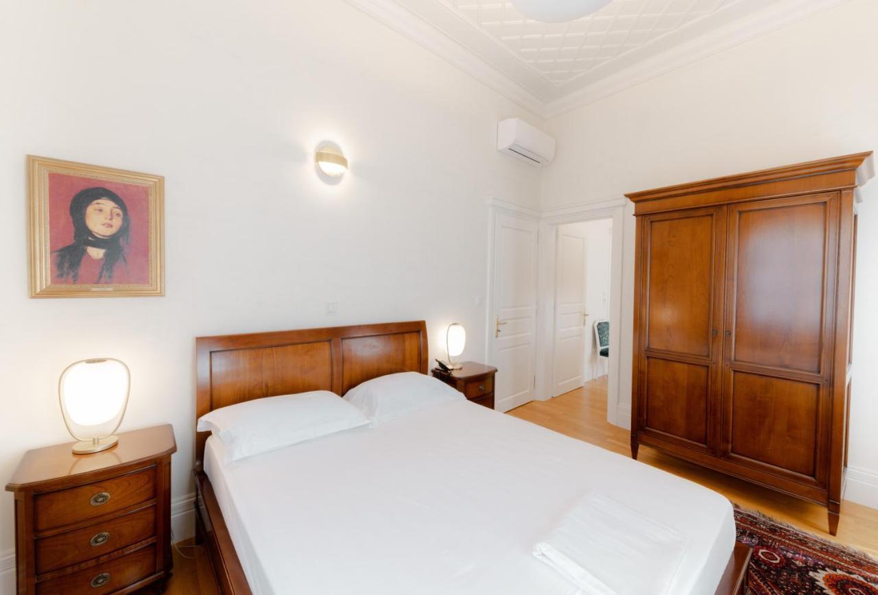 Appartement Grande Castellano à Nauplie Extérieur photo